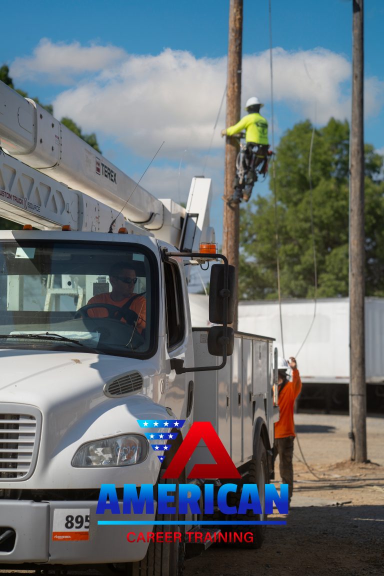 Lineman Ranks What Does a Lineman Do? A Complete Guide to Lineman Training & Career ...